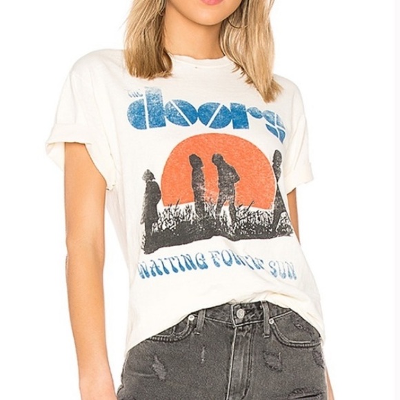 DAYDREAMER The Doors Waiting For The Sun Shrunken Band Tee Cream Crop - Picture 12 of 13